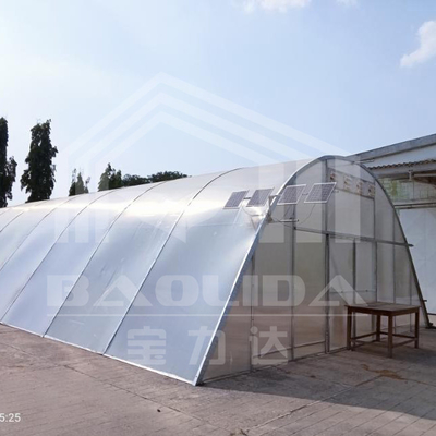 โรงเรือนอบอุ่นเครื่องแห้งพอลิการ์บอเนตที่คุ้มกัน UV ที่แข็งแรง