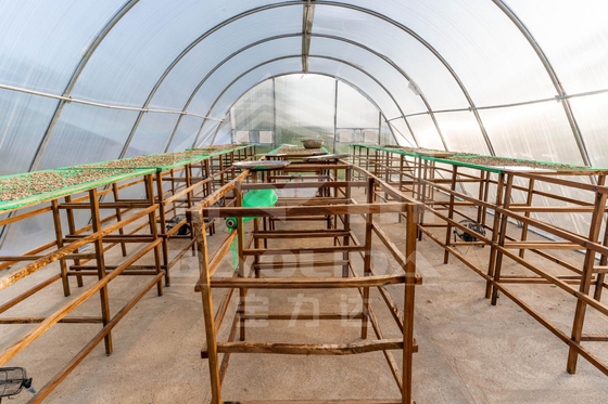 โรงเรือนกระจกที่สามารถปรับปรุงได้แบบสมาร์ท สําหรับการแห้งผักและผลไม้ในสภาพแวดล้อมที่ควบคุมได้